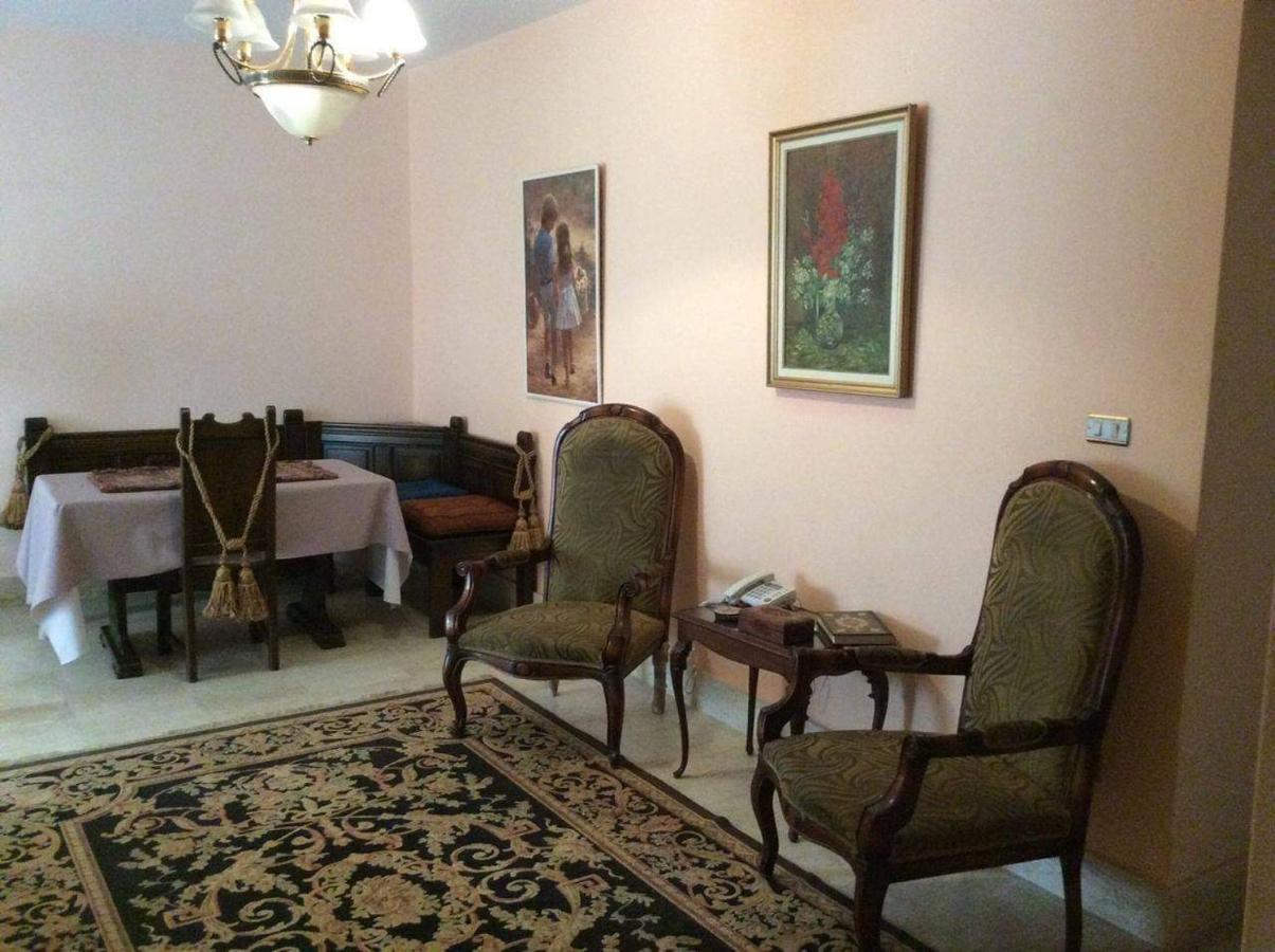Sea & Garden View At Al-Muntazh Towers - إطلاله علي البحر و حدائق قصر المنتزه Appartamento Alessandria Esterno foto